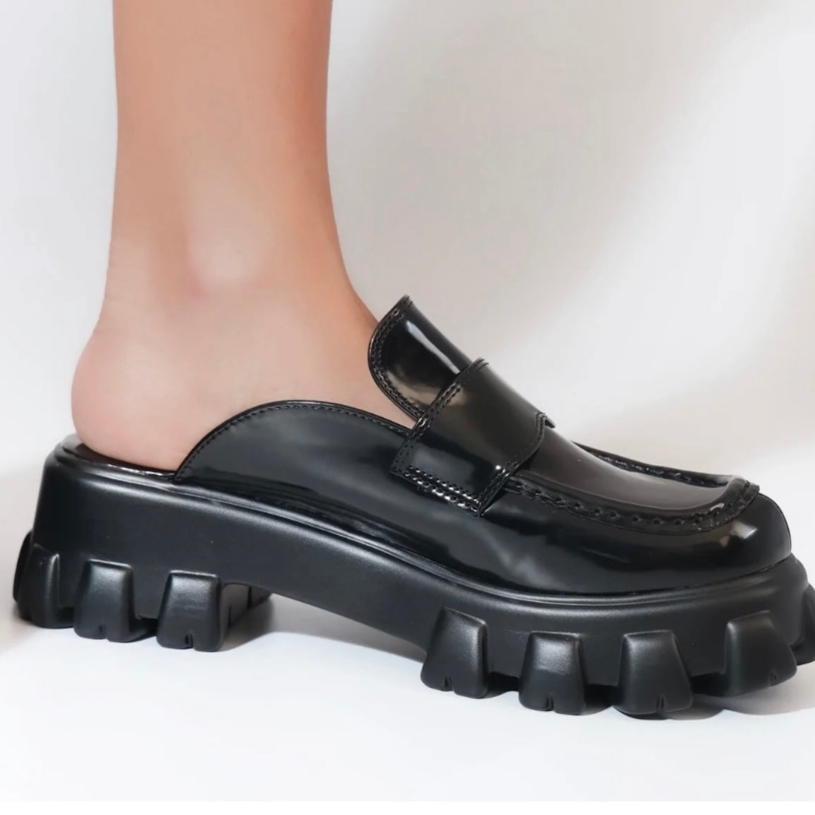 BUT U WomeChunky Loafer Mules Women's Clogs