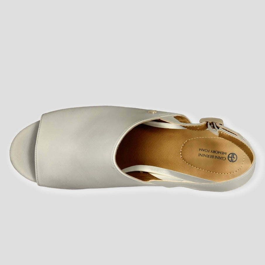 CELINAA White Cork-like Platform Size 9.5M Women's Sandals