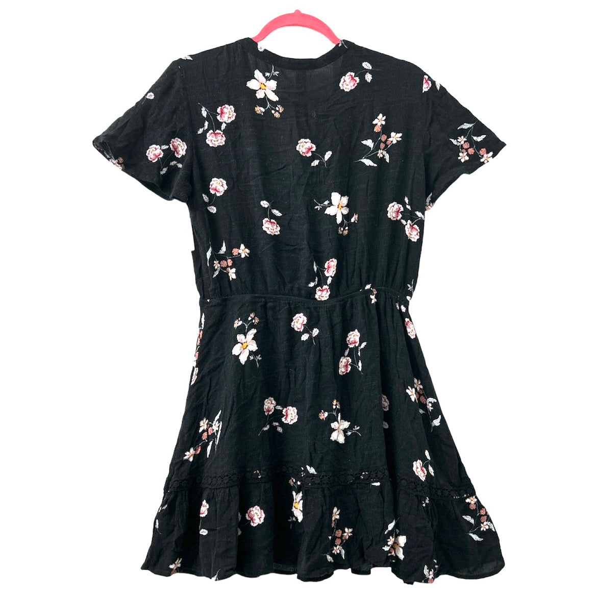 Black Floral Fit & Flare Split Neckline Short Sleeve Size M Women's Dress