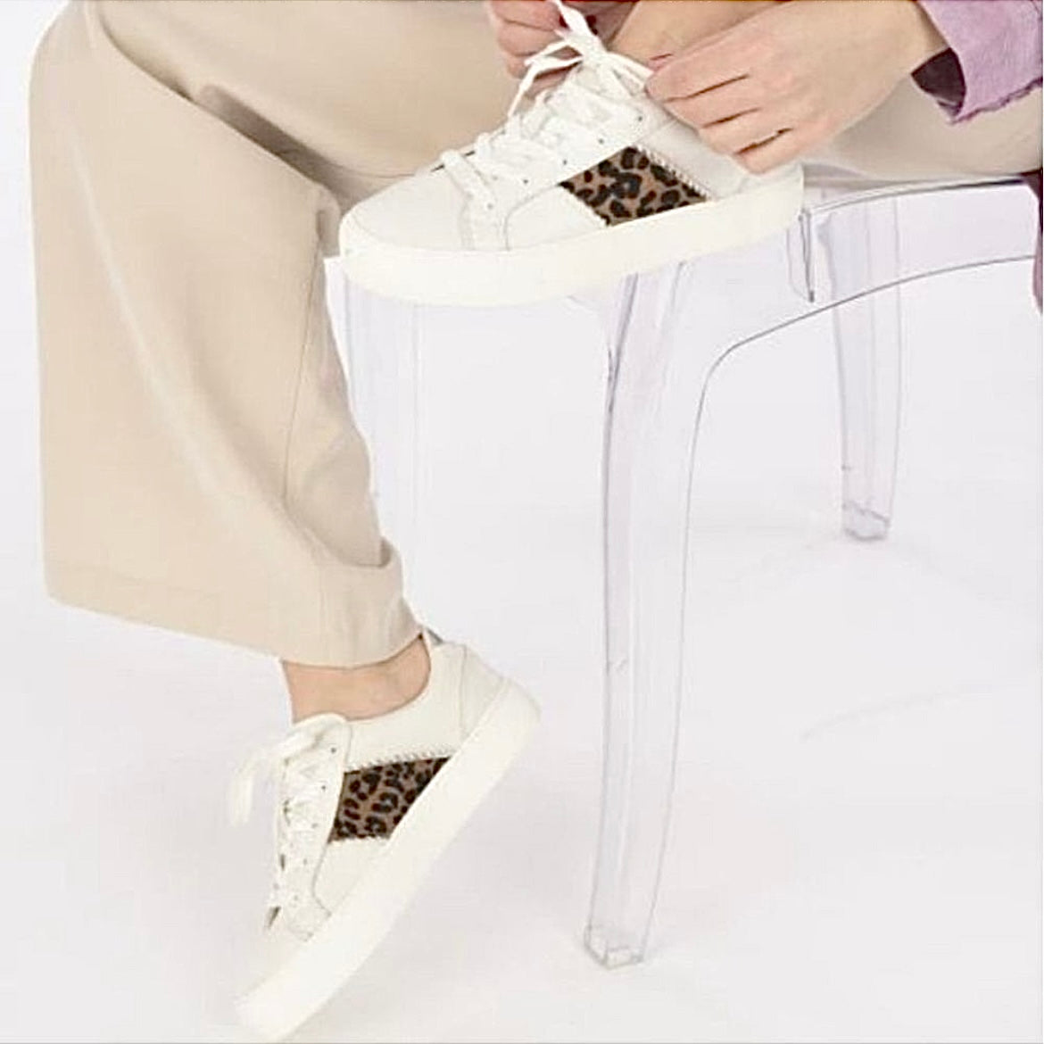 DINALE EXOTIC Lace Up Leather Size 9.5 Women's Sneakers