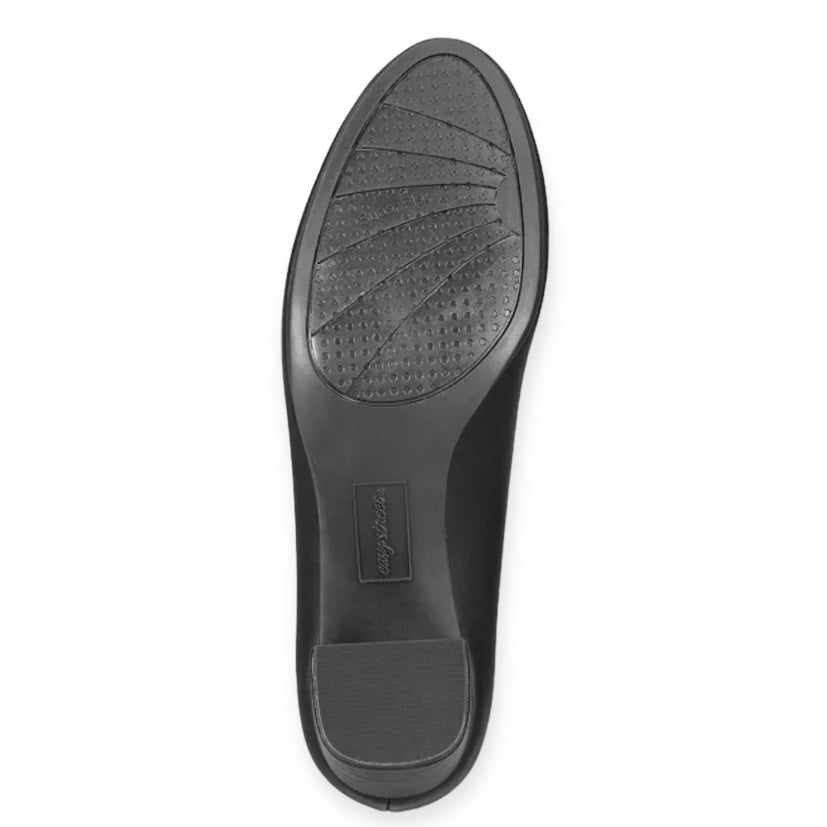 PROPER Black Round Toe Slip On Block Heels Size 9.5 Women's Pumps