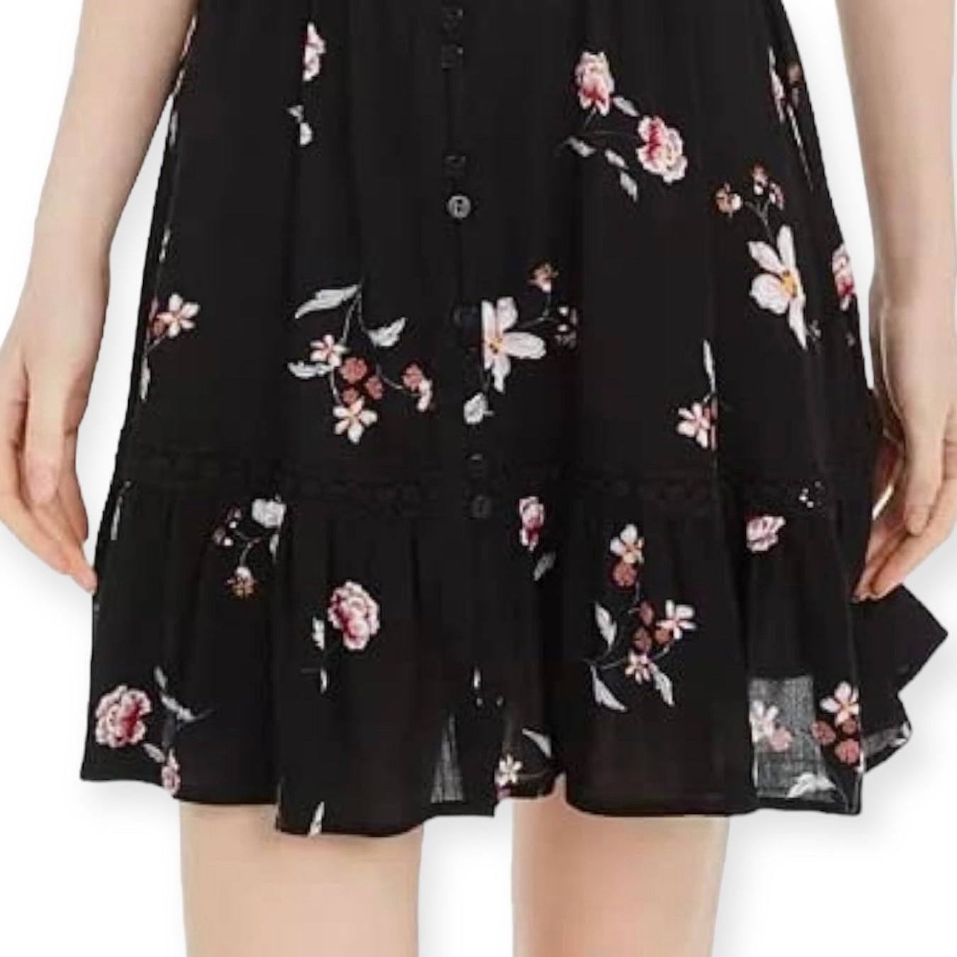Black Floral Fit & Flare Split Neckline Short Sleeve Size M Women's Dress
