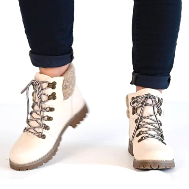 PATHFIELD Women's Lace Up Lug Sole Booties Winter Boots