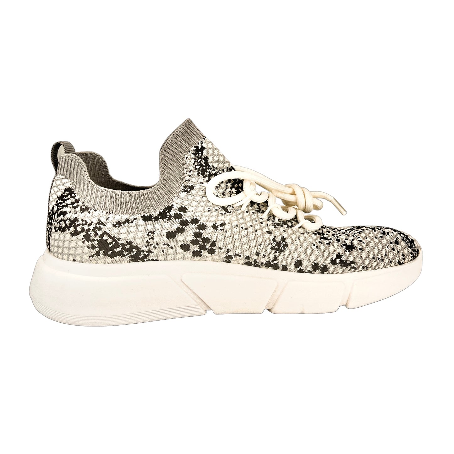 AMBLA Comfort Knit Lace Up Round Toe Size 6.5 Women's Athletic Sneakers