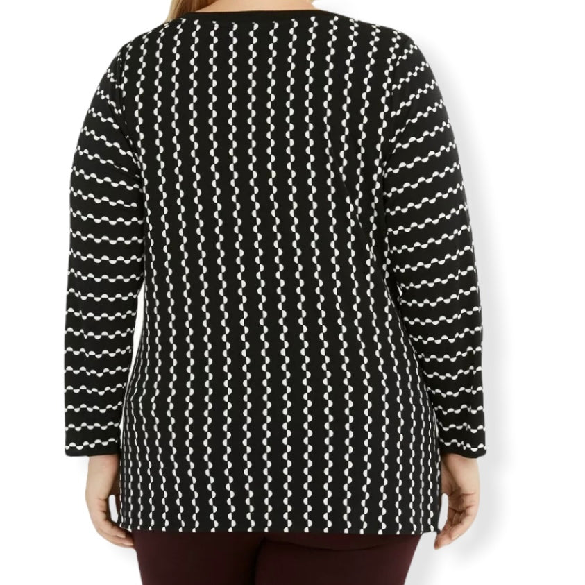 Black/White Long Sleeve Scoop Neck Top Plus Size 2X Women's Blouse
