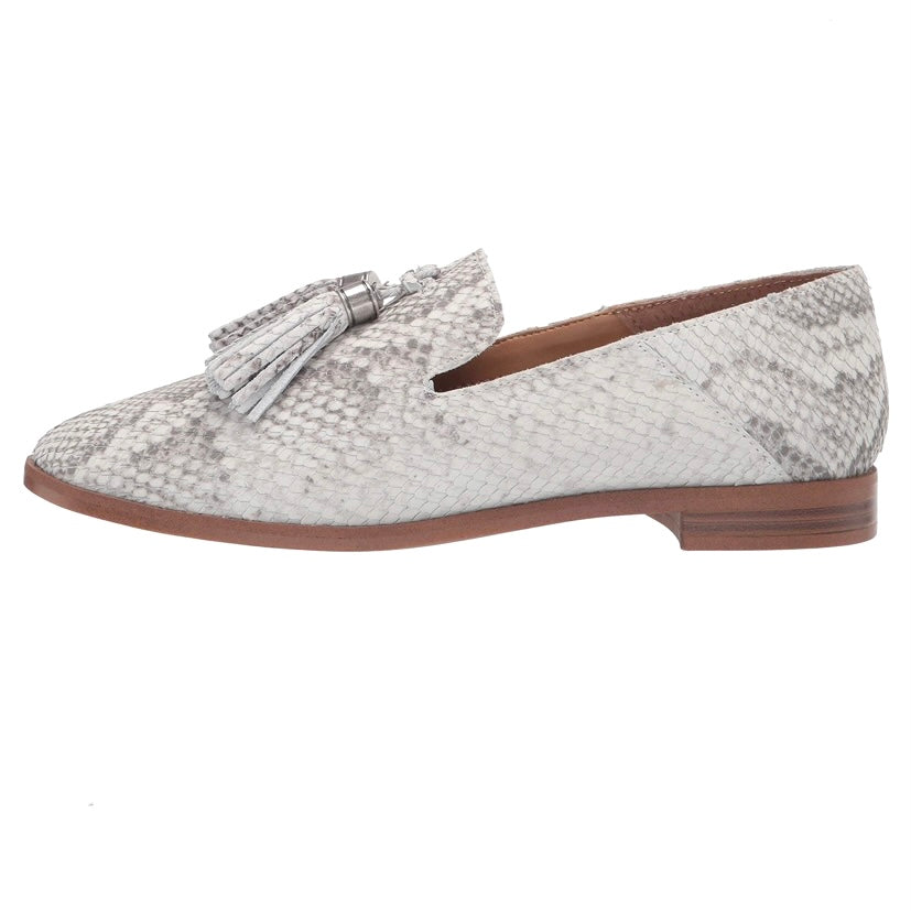 L-Hadden Natural Size 9M Almond Toe Flats Women's Loafer