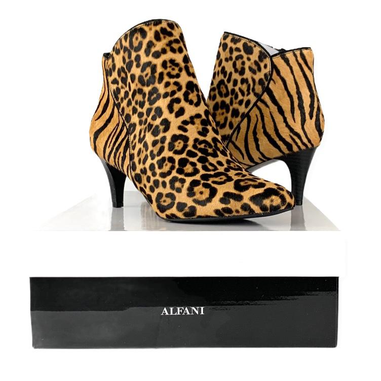 Harpper Leopard Leather Kitten Heel Booties Size 8M Women's Ankle Boots