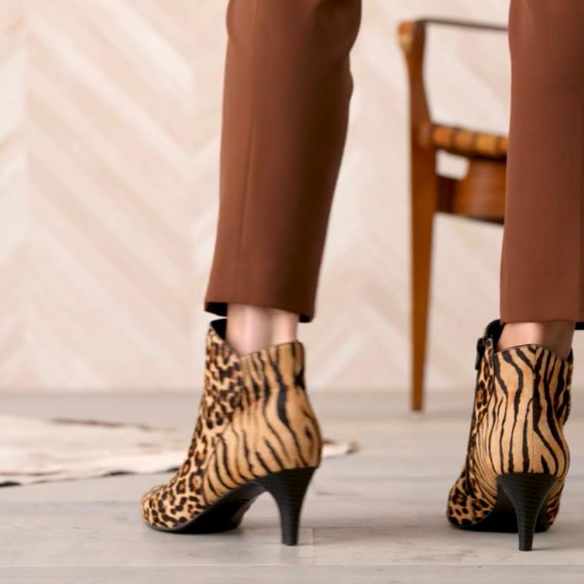 Harpper Leopard Leather Kitten Heel Booties Size 8M Women's Ankle Boots