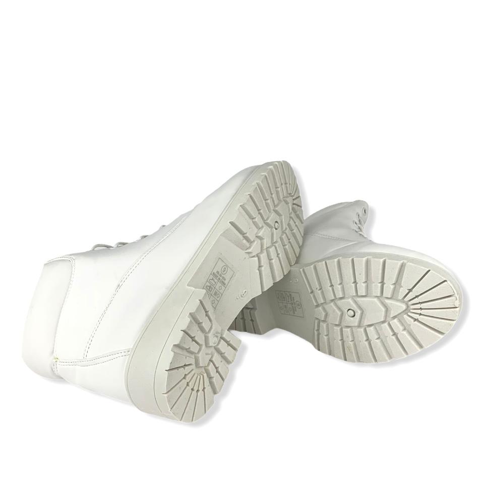 White Faux Leather Lace-up Size 9 Booties Women's Combats Boots