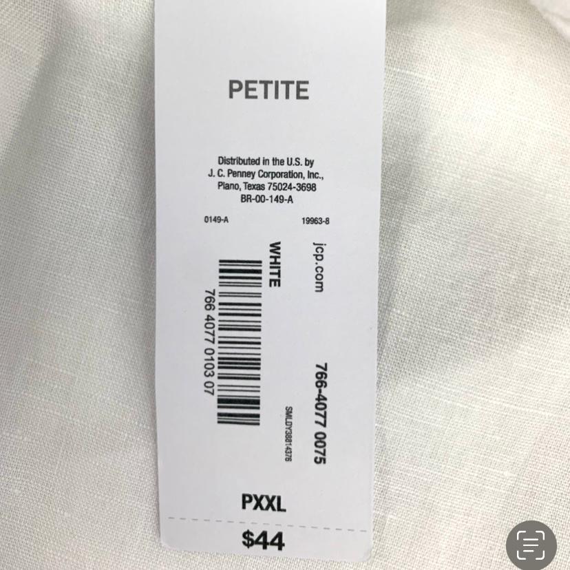 Women's White Cropped Capri Pants