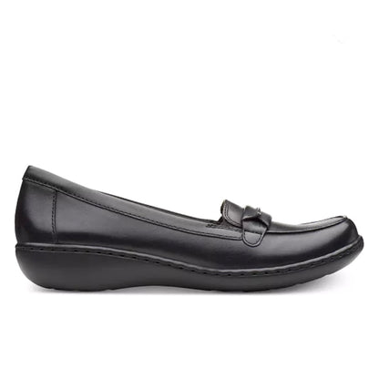 ASHLAND LILY Women's Black Cushioned Slip-on Women's Loafers