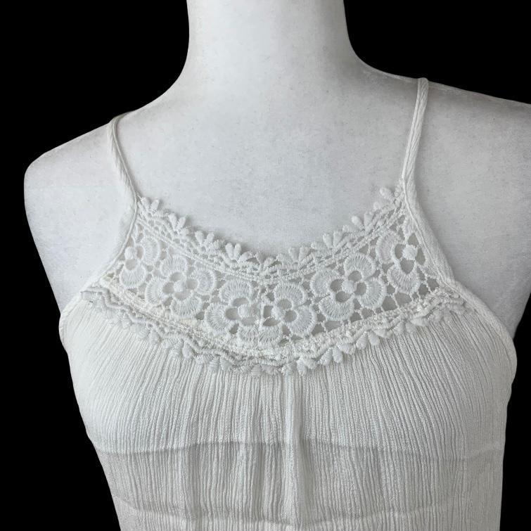 White Embroidered Neck Top Size XS Women's Blouse