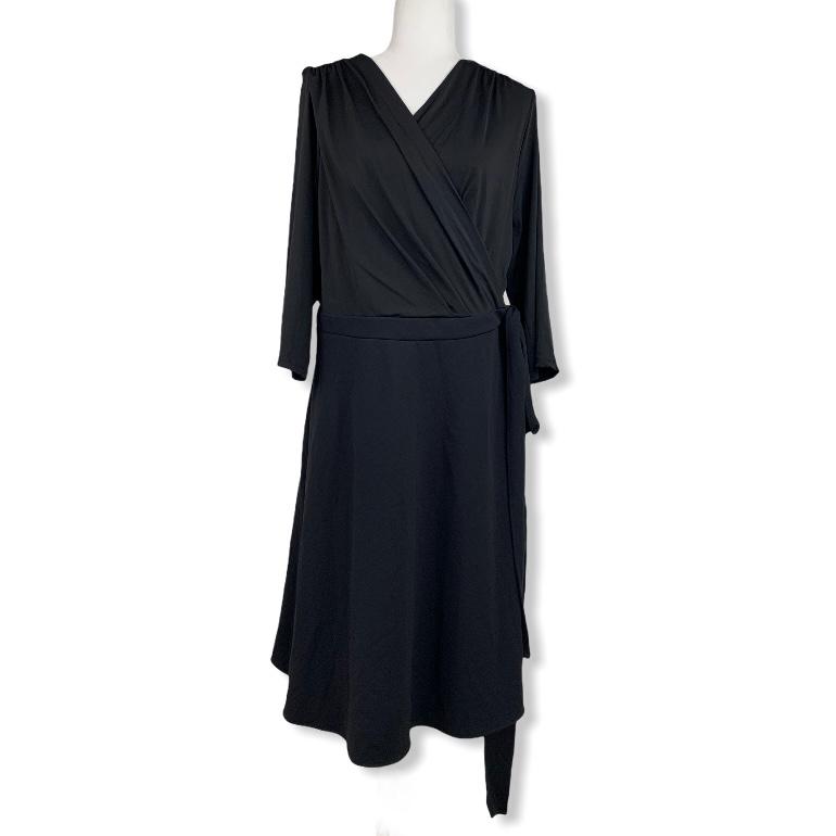 Black 3/4 Sleeve Stretch Plus Size 3X Women's Wrap Dress